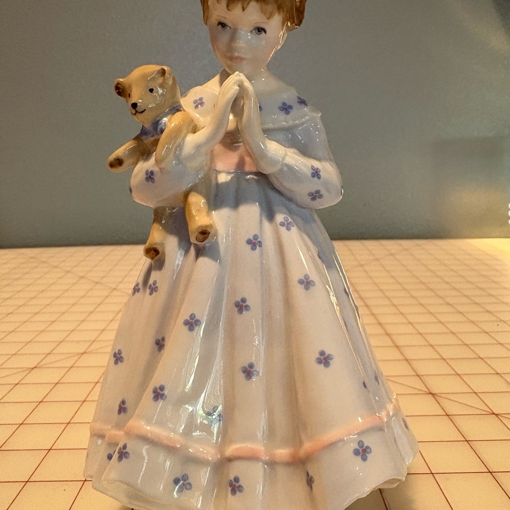 Royal Worcester 'I Wish' Limited Edition Figurine